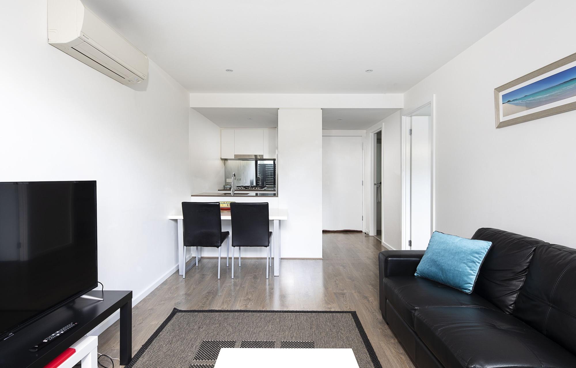Rnr Serviced Apartments North Melbourne Exterior photo