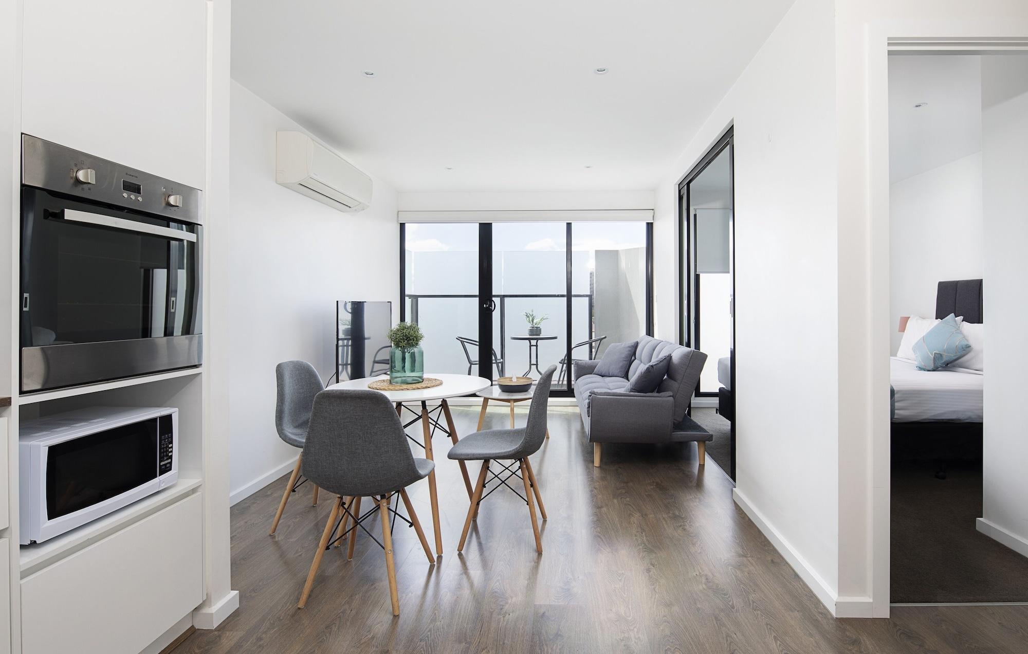 Rnr Serviced Apartments North Melbourne Exterior photo